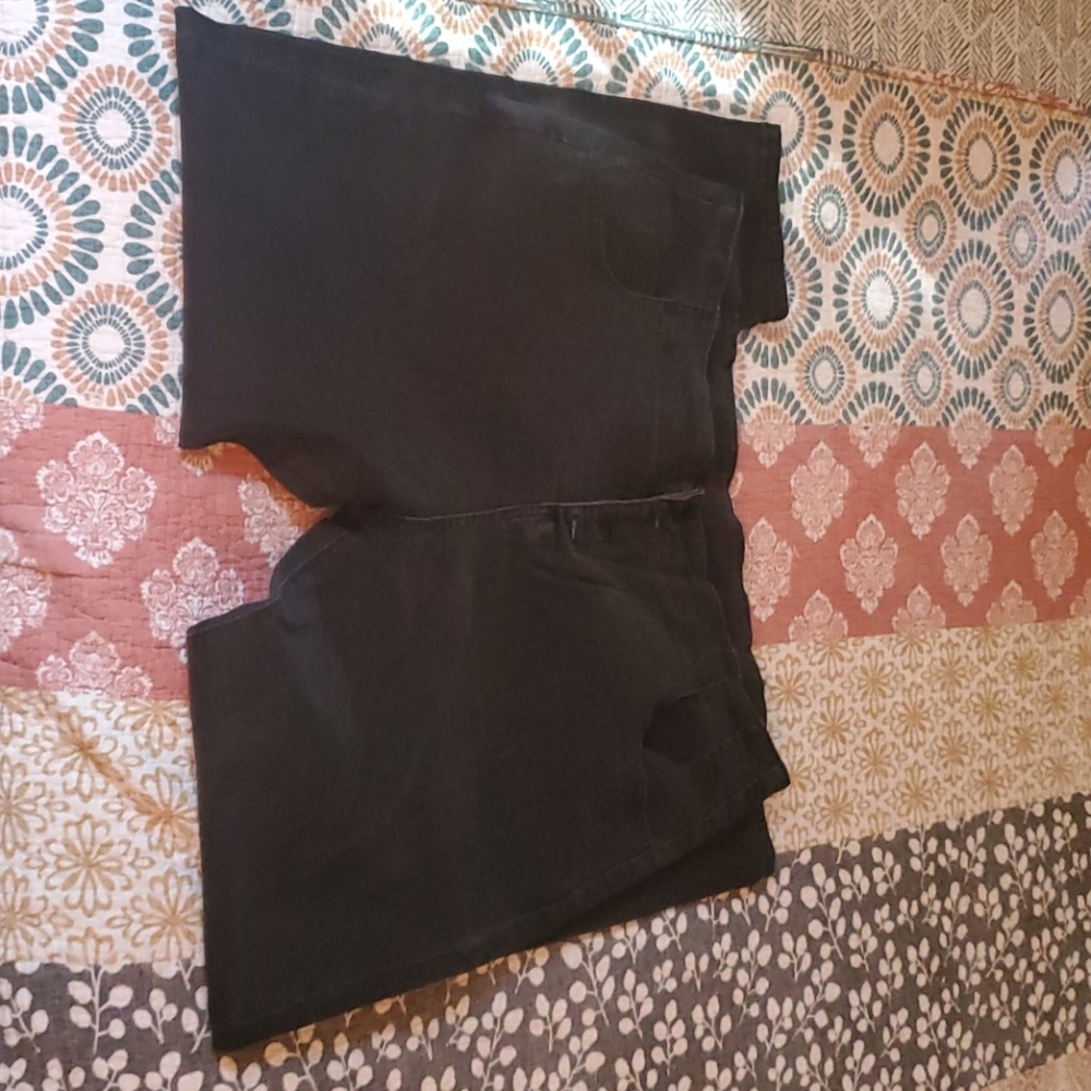 Black skinny jeans